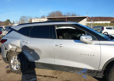 2020 Chevrolet Blazer Fwd 1Lt из США, поврежденный, VIN 3GNKBBRA2LS704022